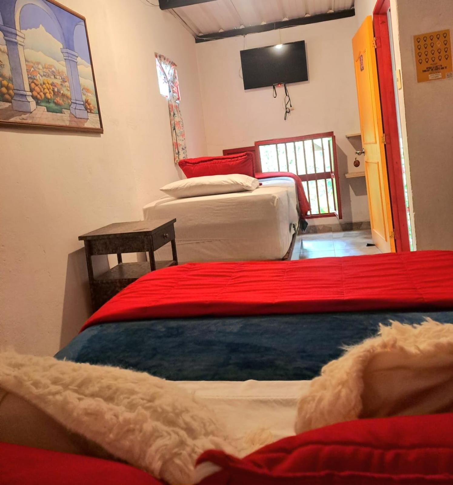 Hotel Marrokos Aeropuerto Jose Maria Cordova Guarne Extérieur photo